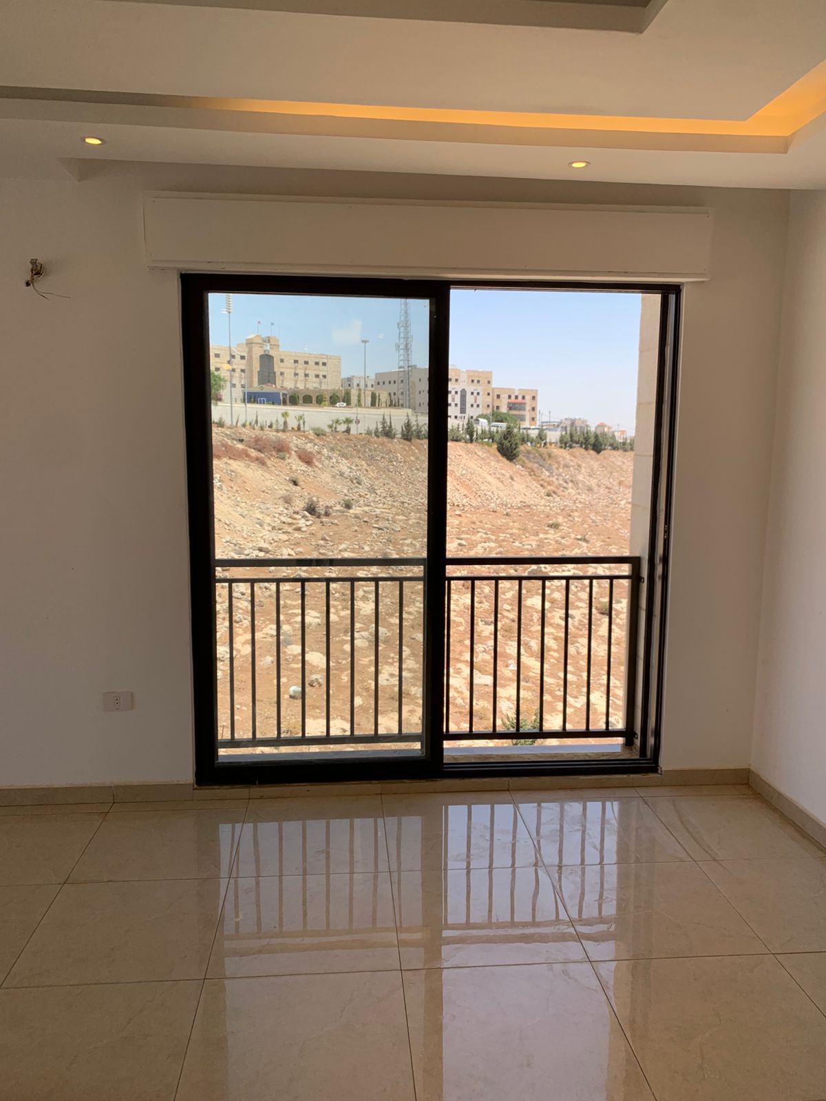 معرض أعمال 8